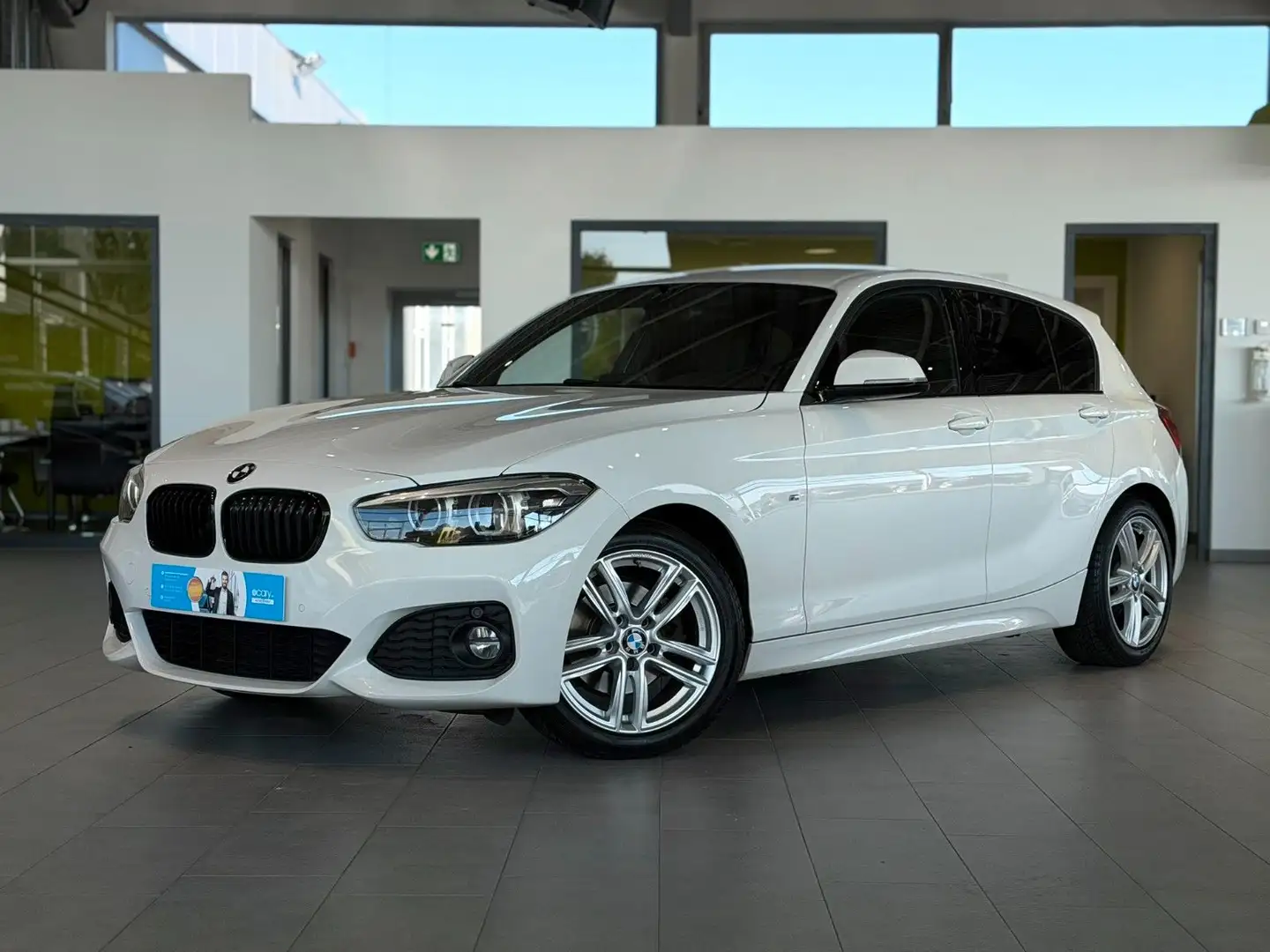 BMW 120 i Edition M Sport*LED*Leder*PDC*SHZ*Navi* Blanc - 1