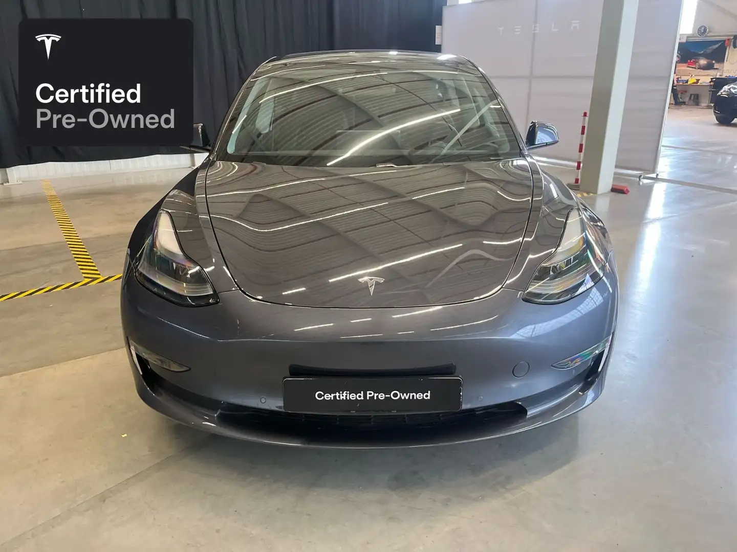 Tesla Model 3 Long Range AWD "Certified Pre-Owned" Silber - 2