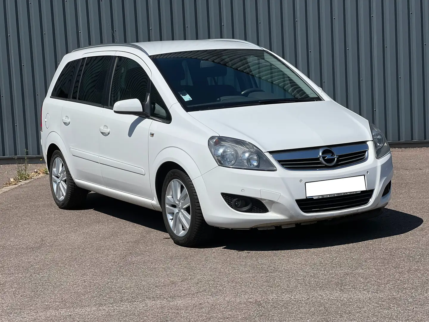 Opel Zafira Zafira 1.7 CDTI - 125 ch FAP Magnetic - 1