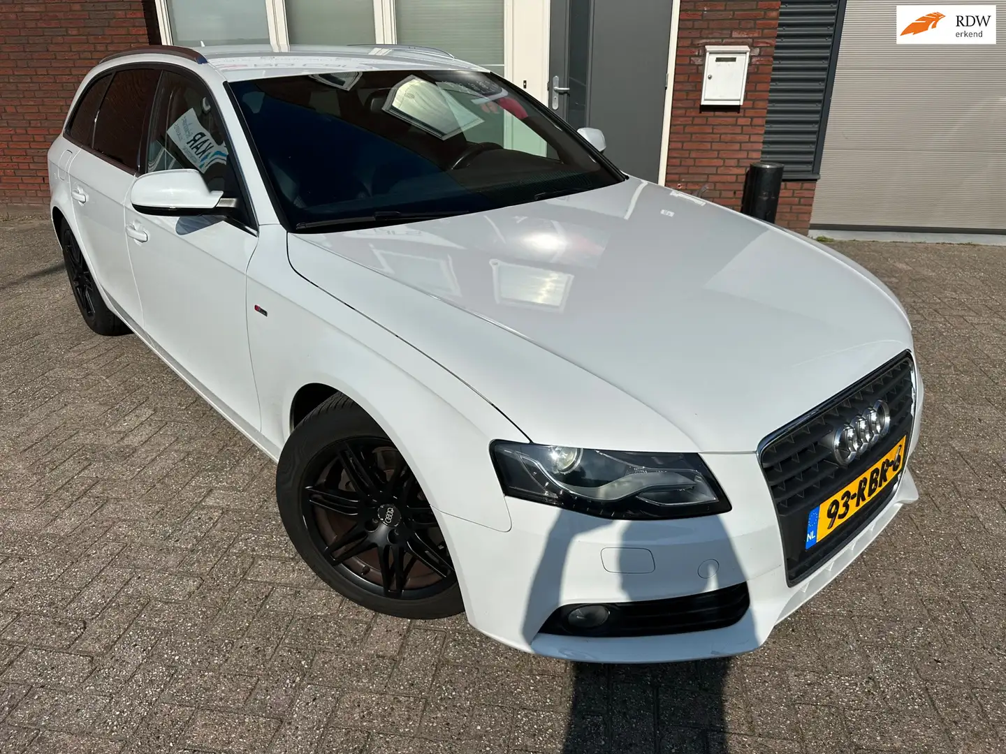 Audi A4 Avant 1.8 TFSI Pro Line S / Navi / Leder / PDC / C Weiß - 1