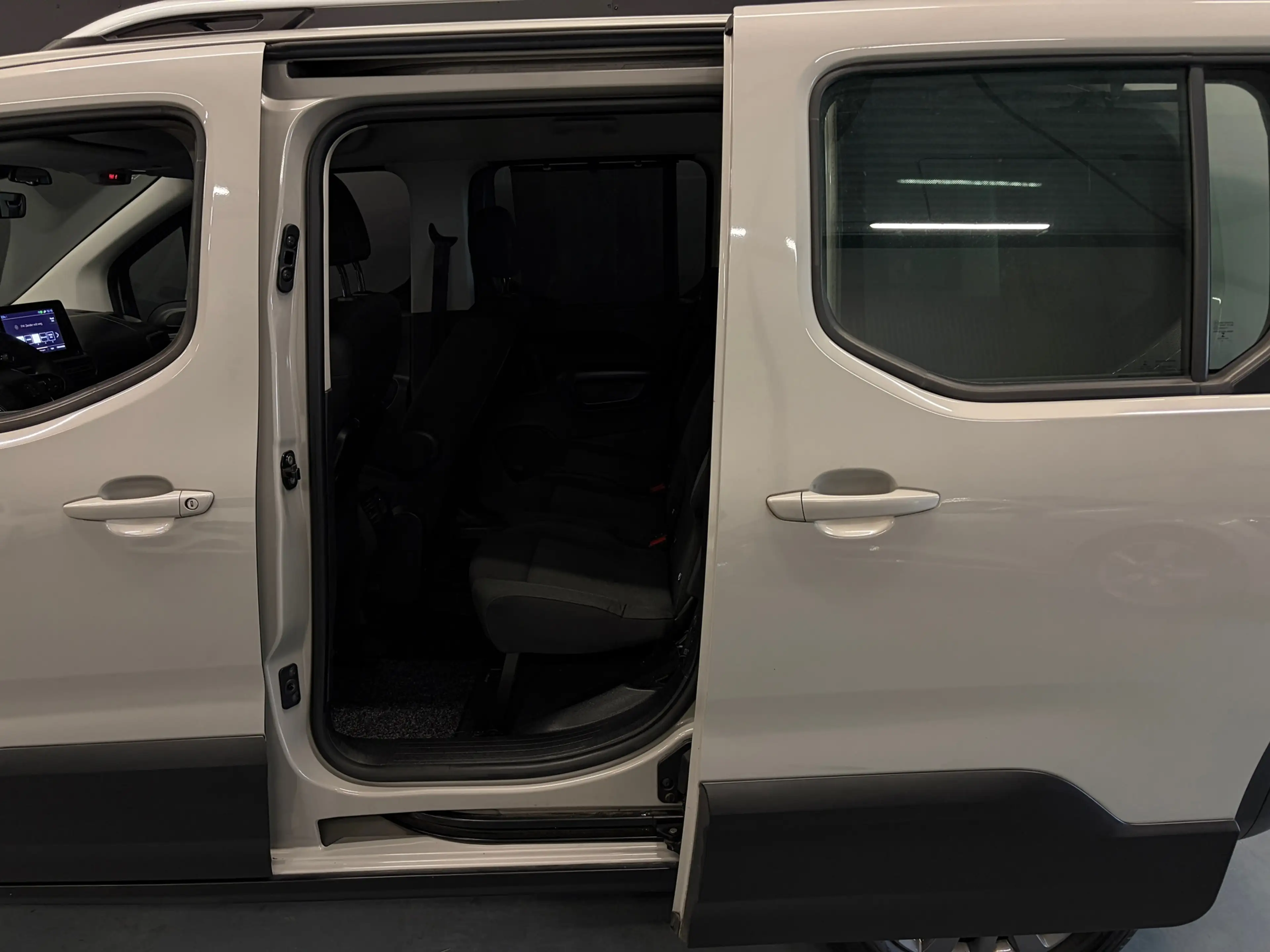 Peugeot Rifter 1.2 Puretech Allure Carplay Trekhaak Cruise Navi C — photo 4
