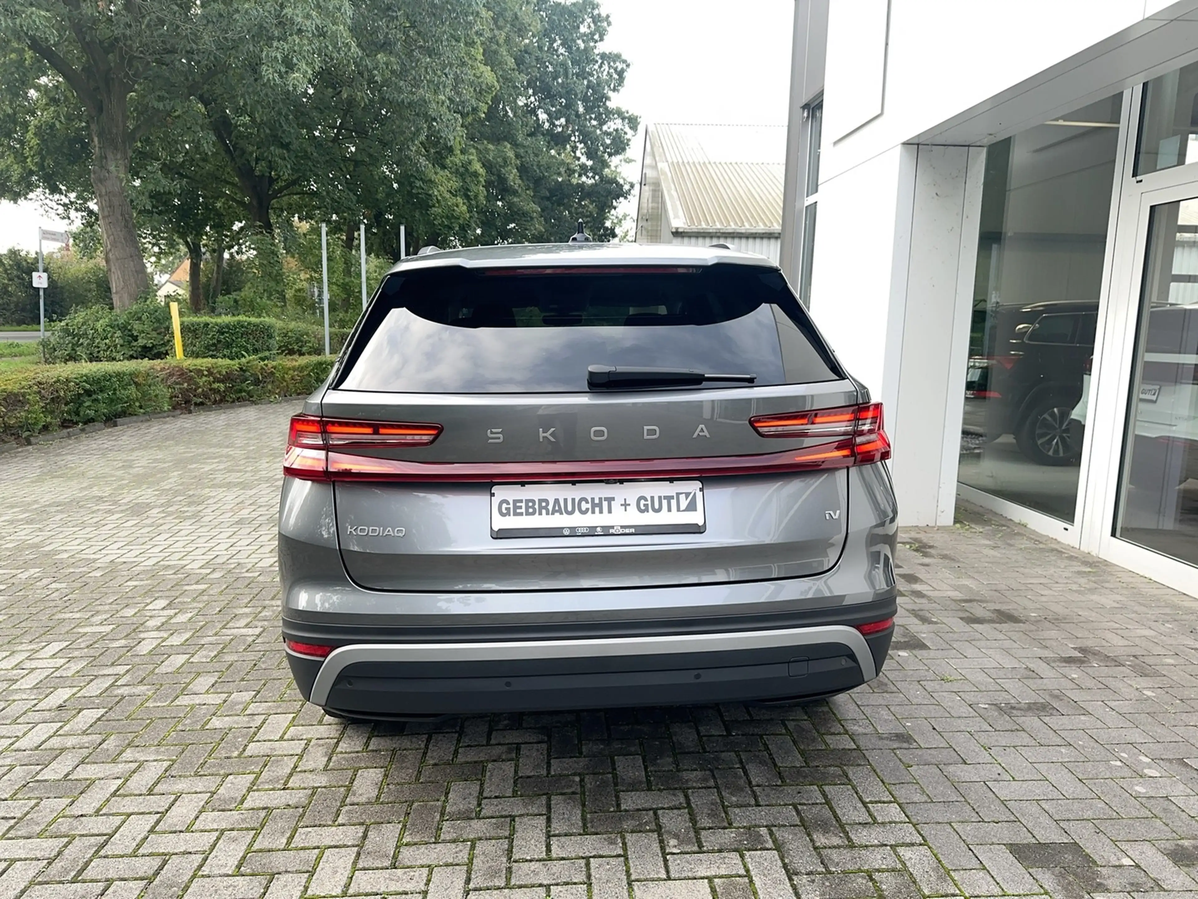Skoda Kodiaq iV 1.5 TSI e-Hyb. Matrix Leder 360° AHK — photo 4