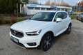 Volvo XC40 B4 B AWD Geartronic Inscription *6 Pakete+AHK* Weiß - thumbnail 2