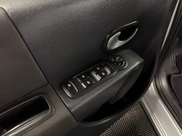 Renault Modus view 7