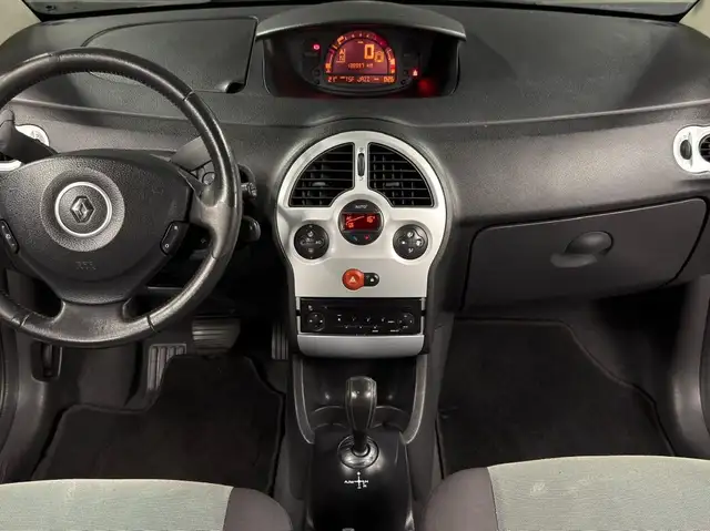Renault Modus view 15