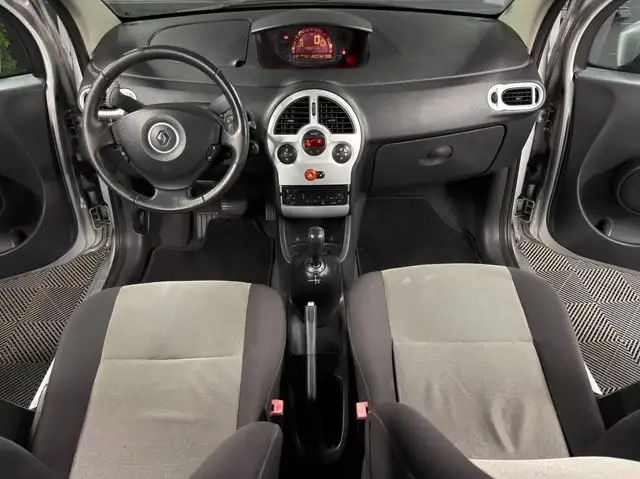 Renault Modus view 13