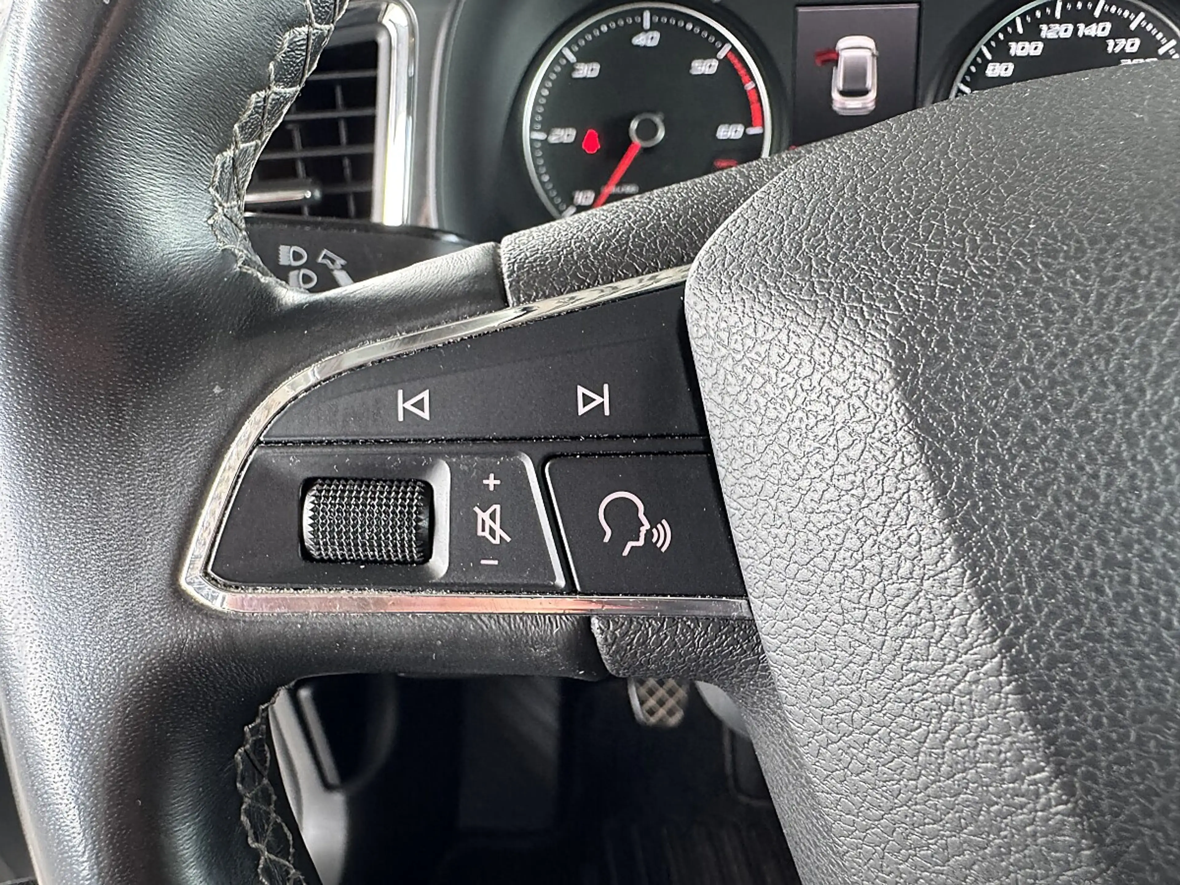 SEAT Ateca 1,6 Style TDI *AHK *ACC *KAMERA *LED — photo 15