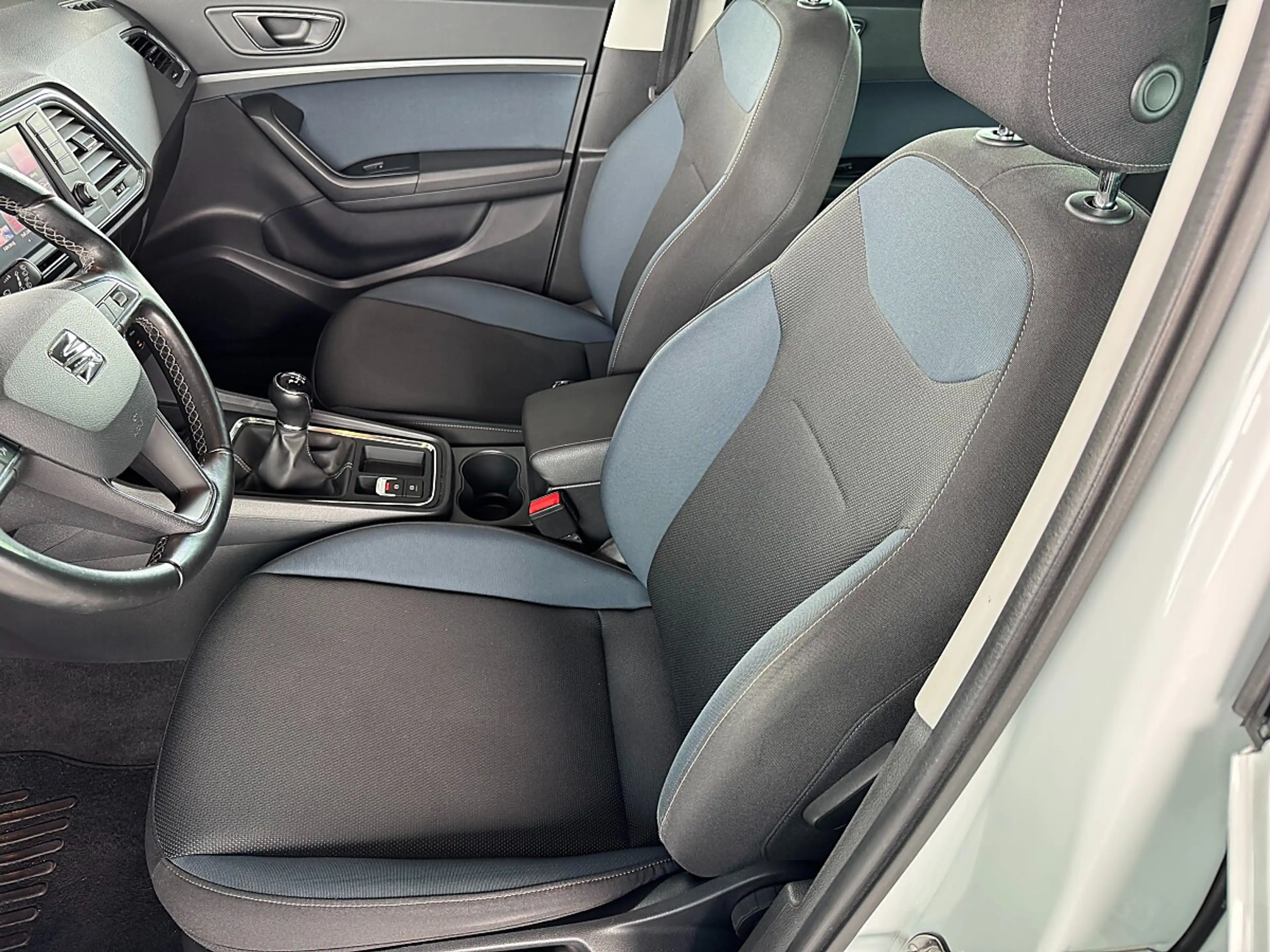 SEAT Ateca 1,6 Style TDI *AHK *ACC *KAMERA *LED — photo 13