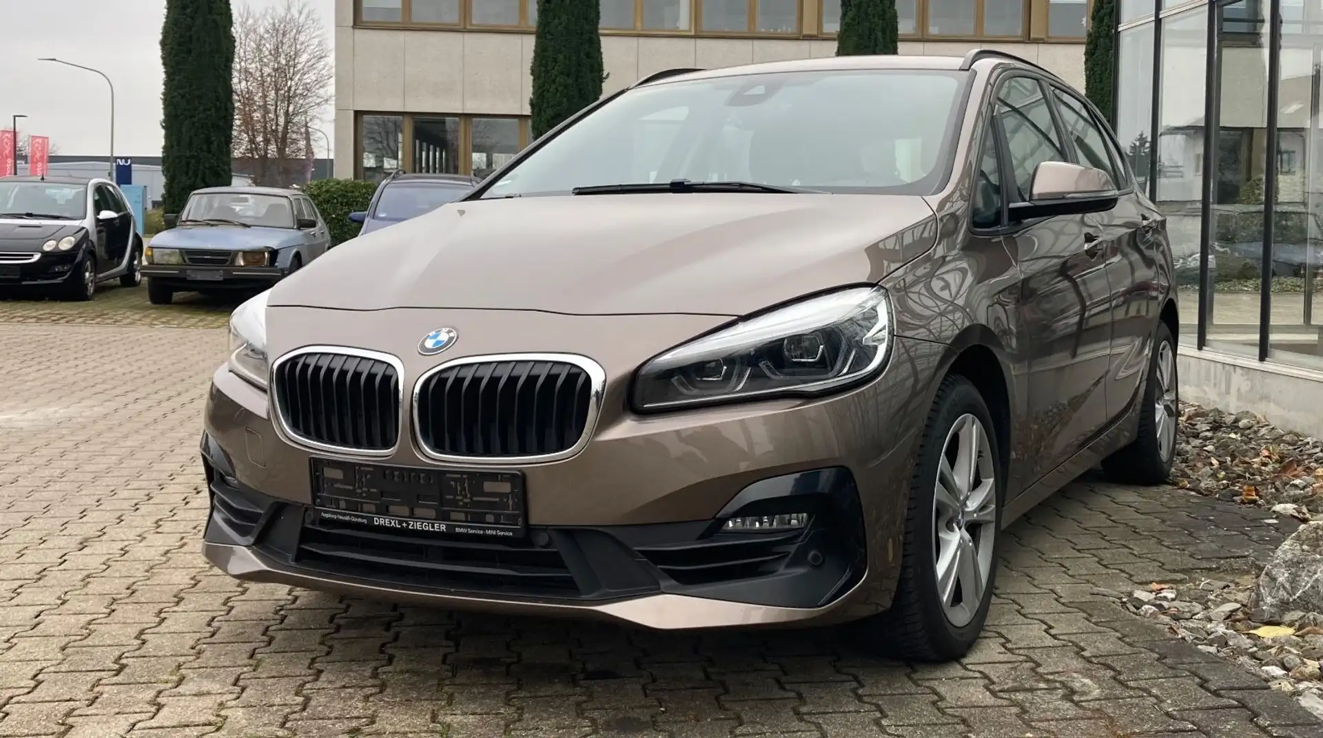 BMW 218 AHK Sitzheizung TÜV AU neu Beige - 2