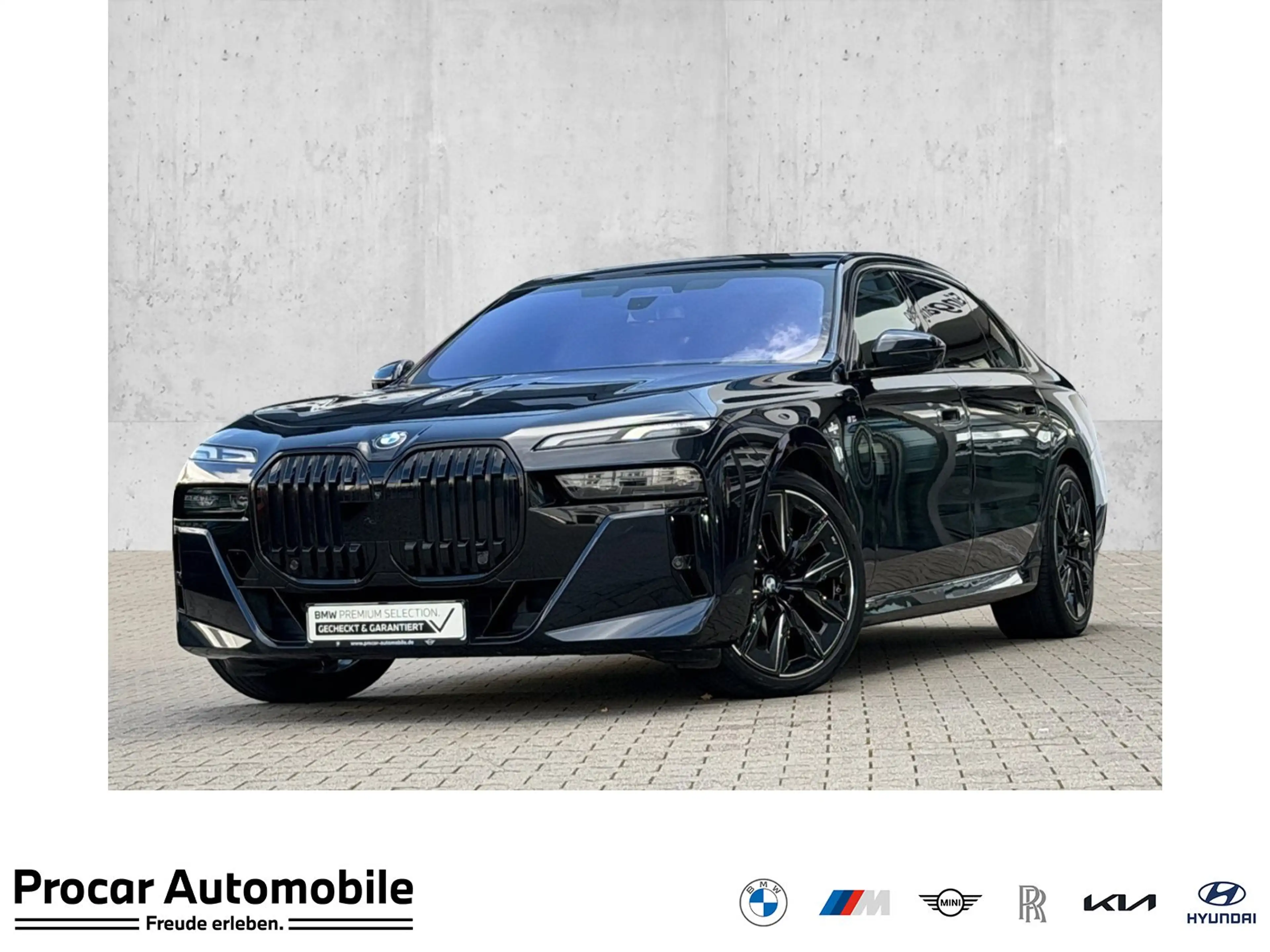 BMW 740 d xDrive M Sport Pro DA/PA Prof AHK Pano B&W