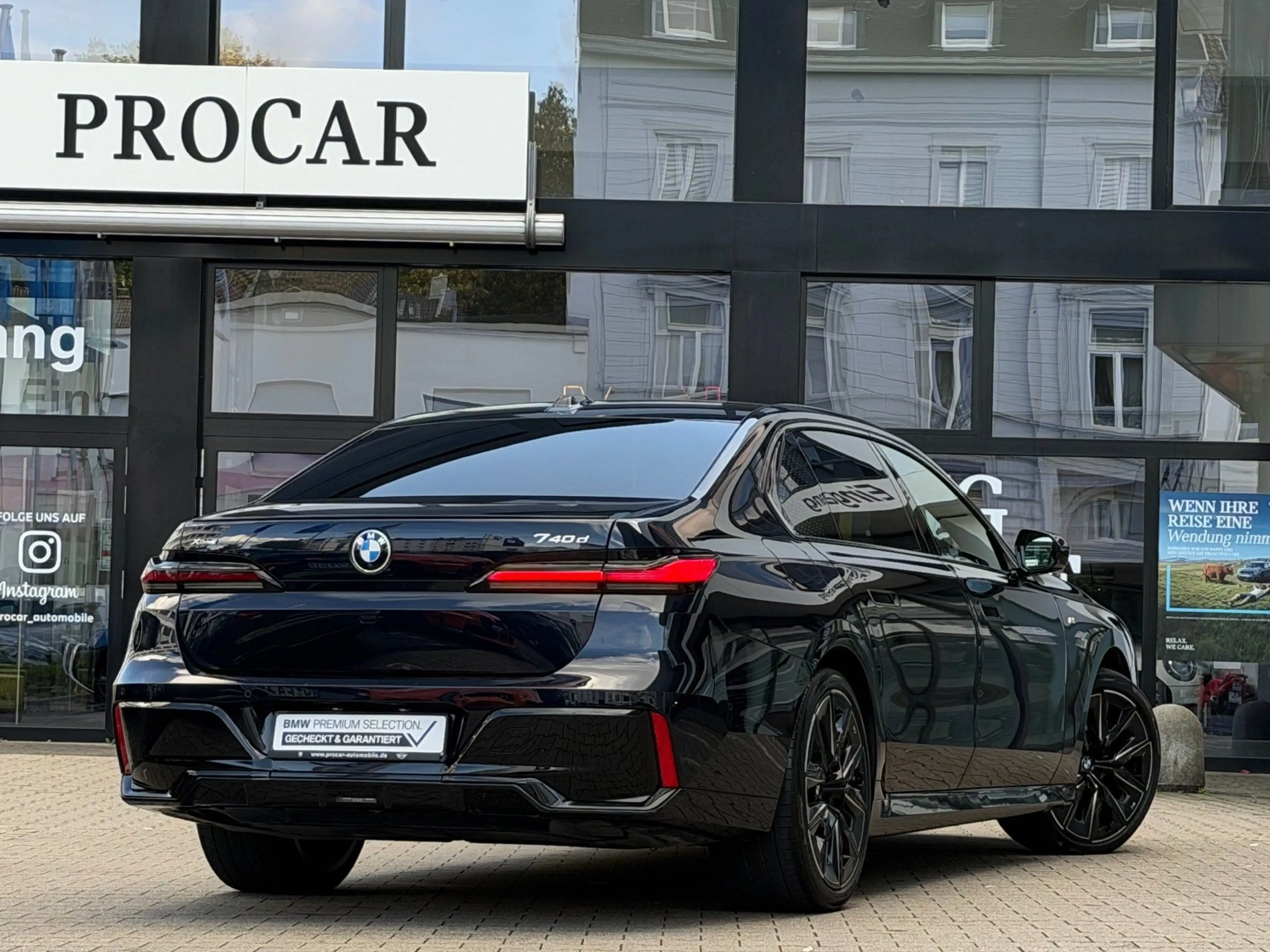BMW 740 d xDrive M Sport Pro DA/PA Prof AHK Pano B&W — photo 2