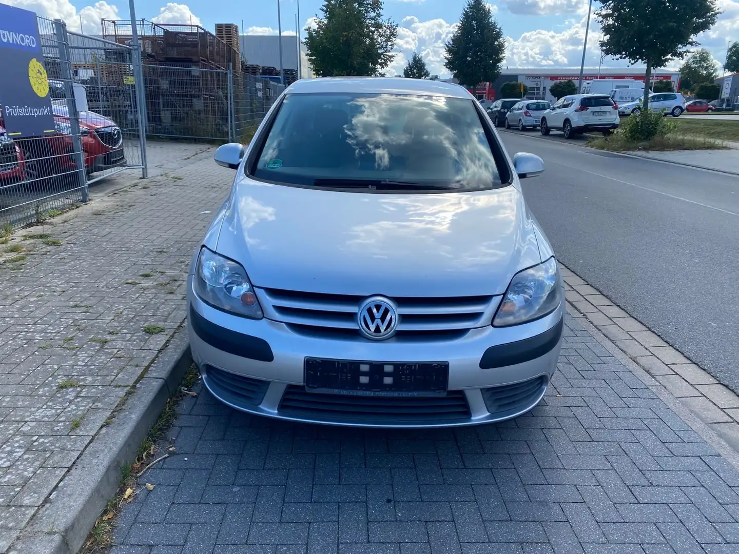 Volkswagen Golf Plus V Trendline 1.4*KLIMA*EURO4*Allwetter* Argent - 2