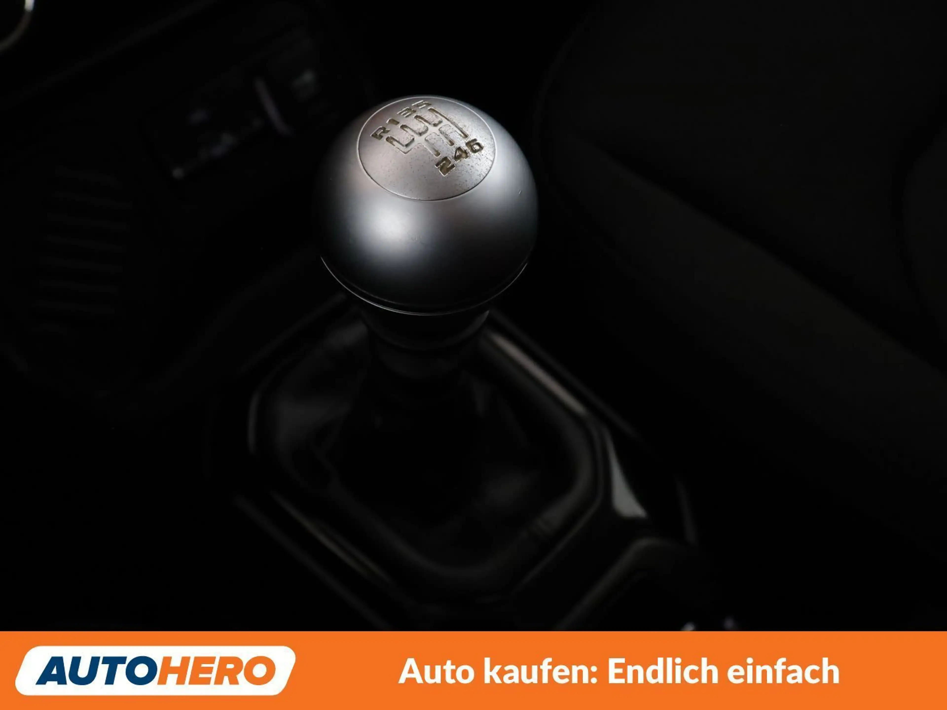 Jeep Renegade 1.4 M-Air Longitude FWD — photo 23