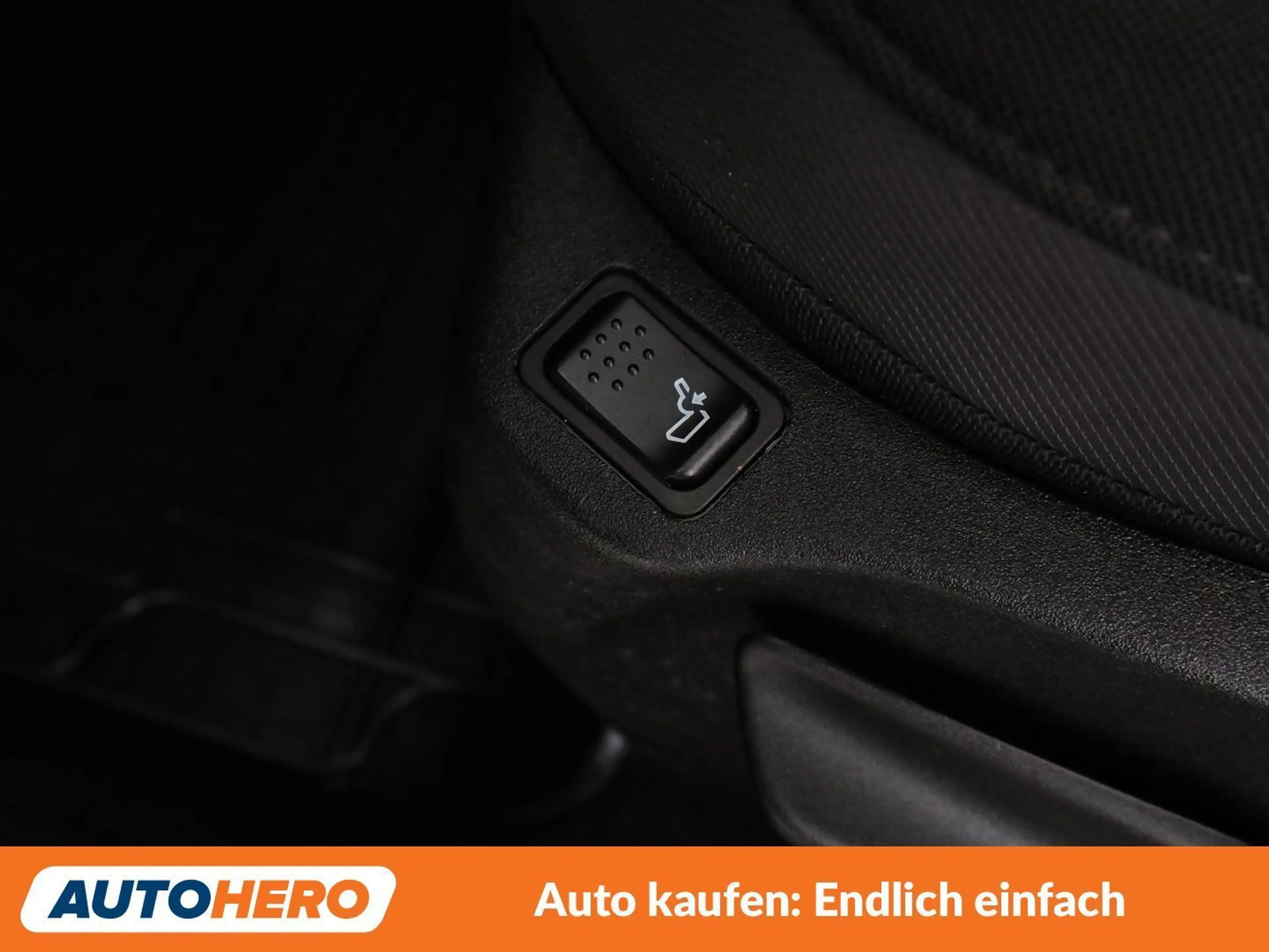 Jeep Renegade 1.4 M-Air Longitude FWD — photo 25