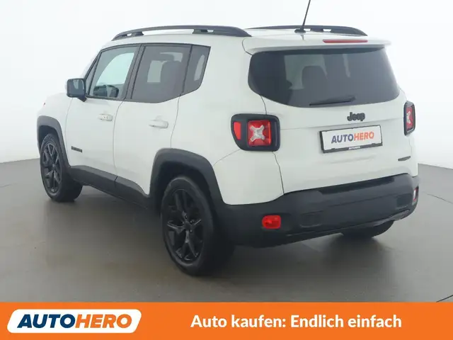 Jeep Renegade view 4