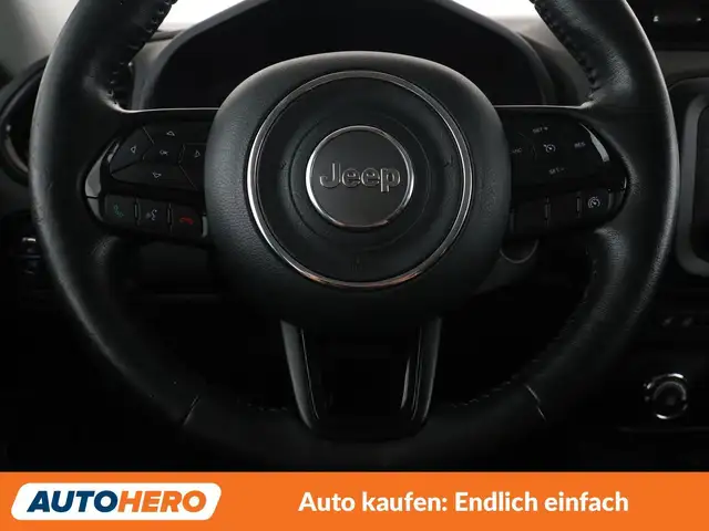 Jeep Renegade view 19