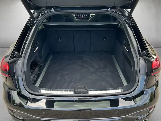 Audi A6 view 6