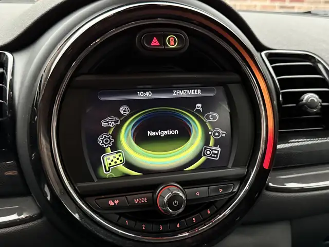 Mini Cooper Cooper view 14