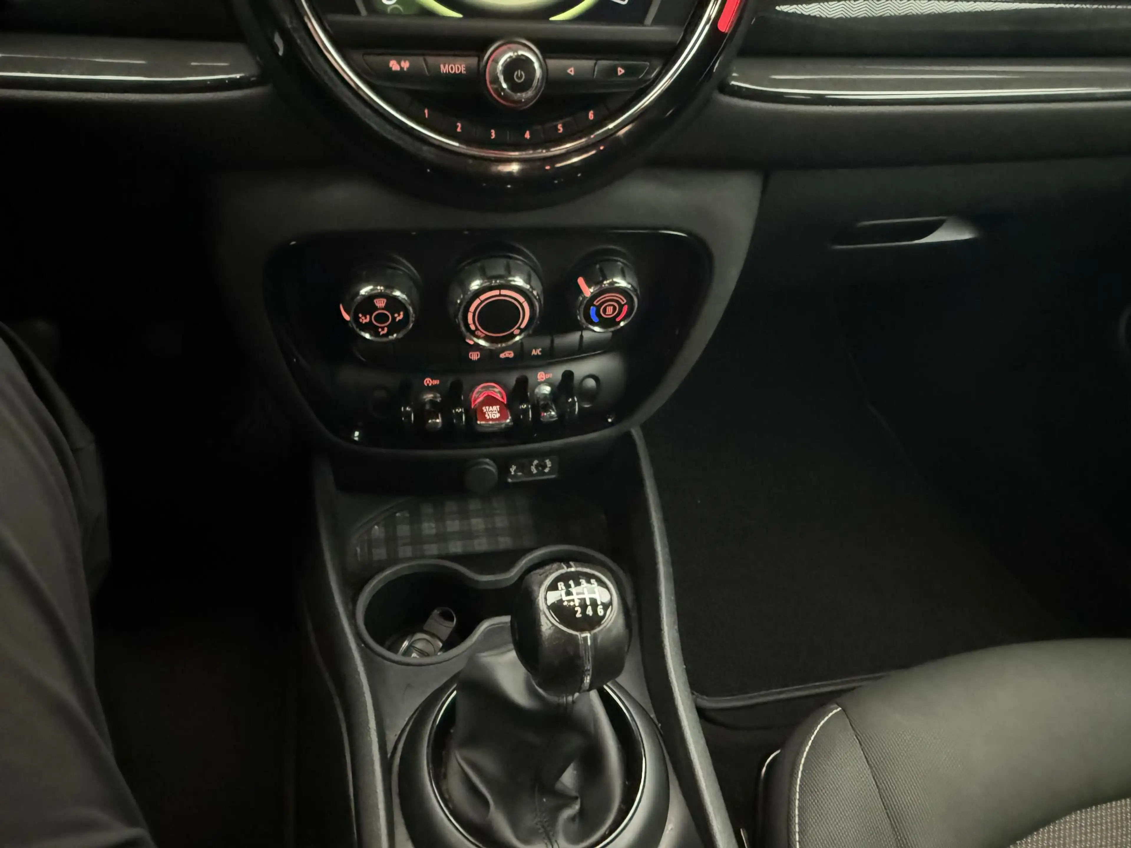 MINI Cooper Clubman Mini 1.5 Business — photo 13
