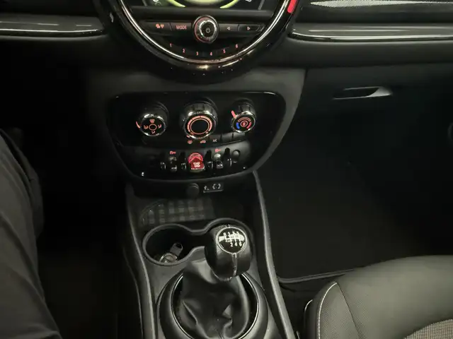 Mini Cooper Cooper view 13