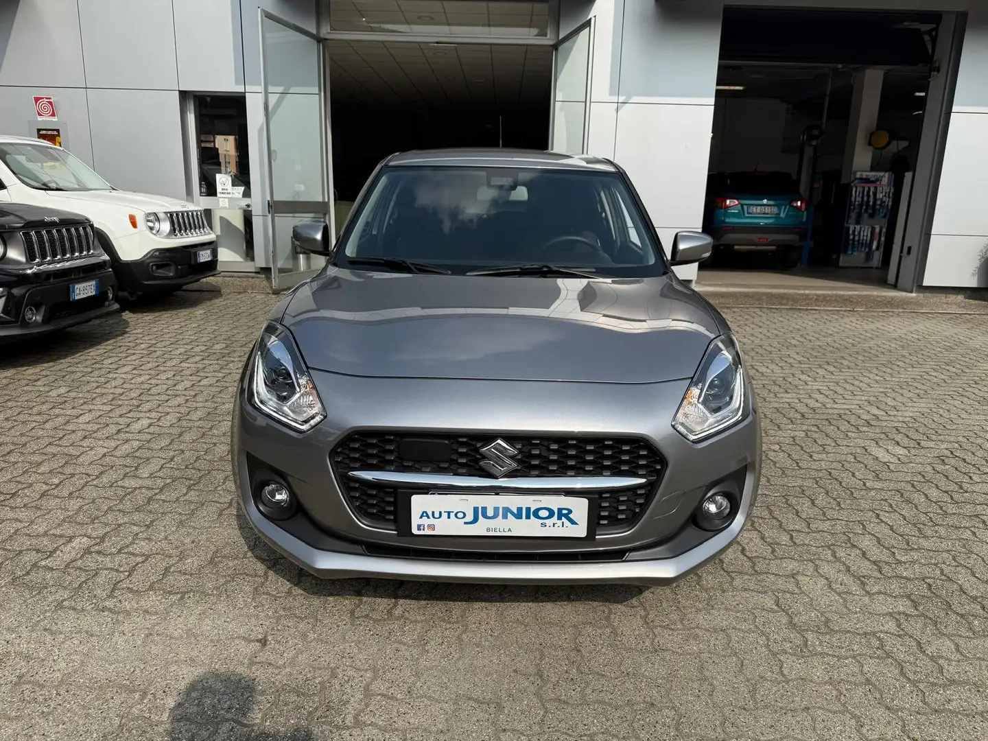 Suzuki Swift Swift 1.2h Top 2wd Argento - 1