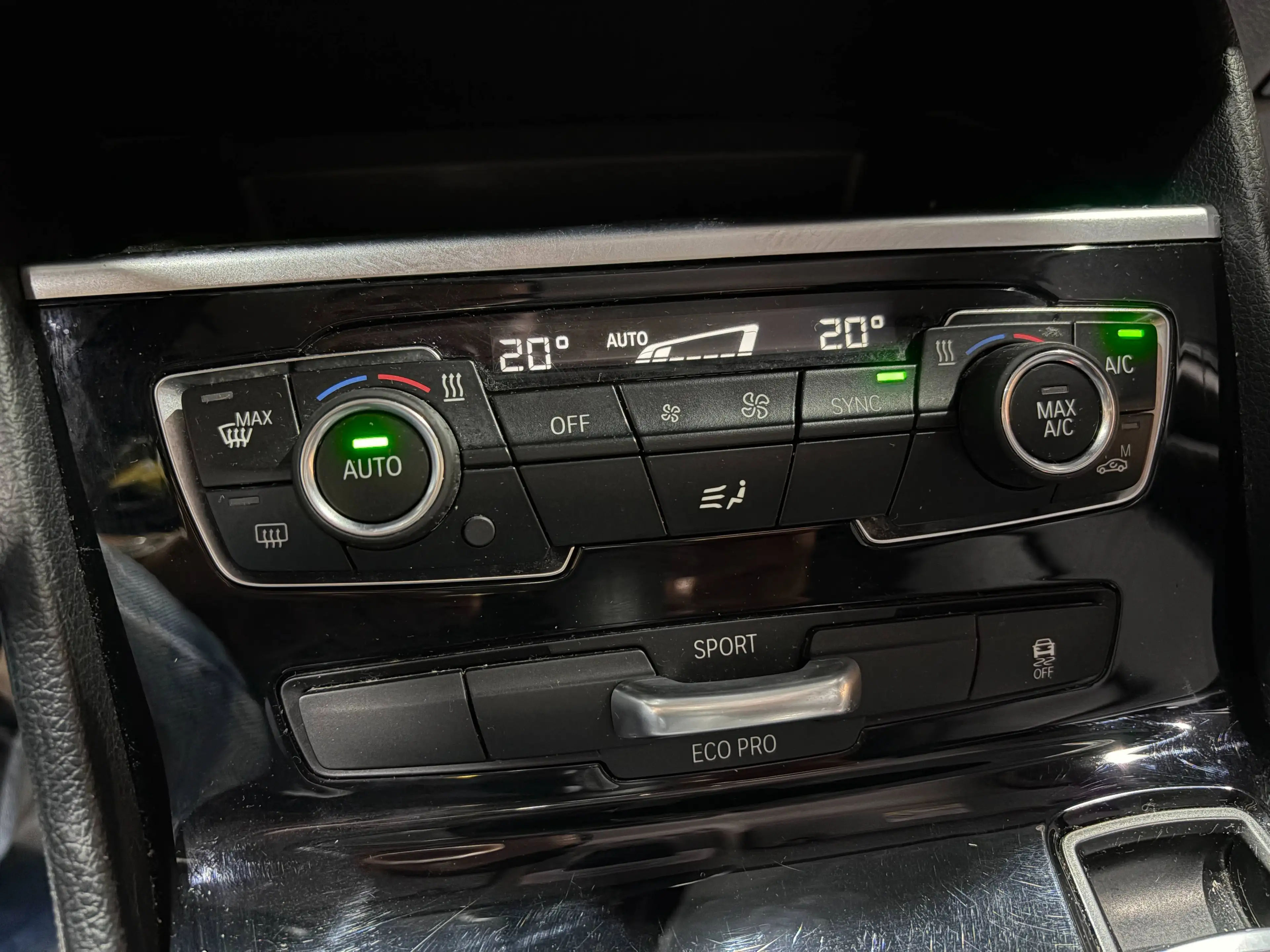BMW 216 d Gran Tourer *CRUISE*CUIR*1ER PROPRIO*GARANTIE* — photo 13