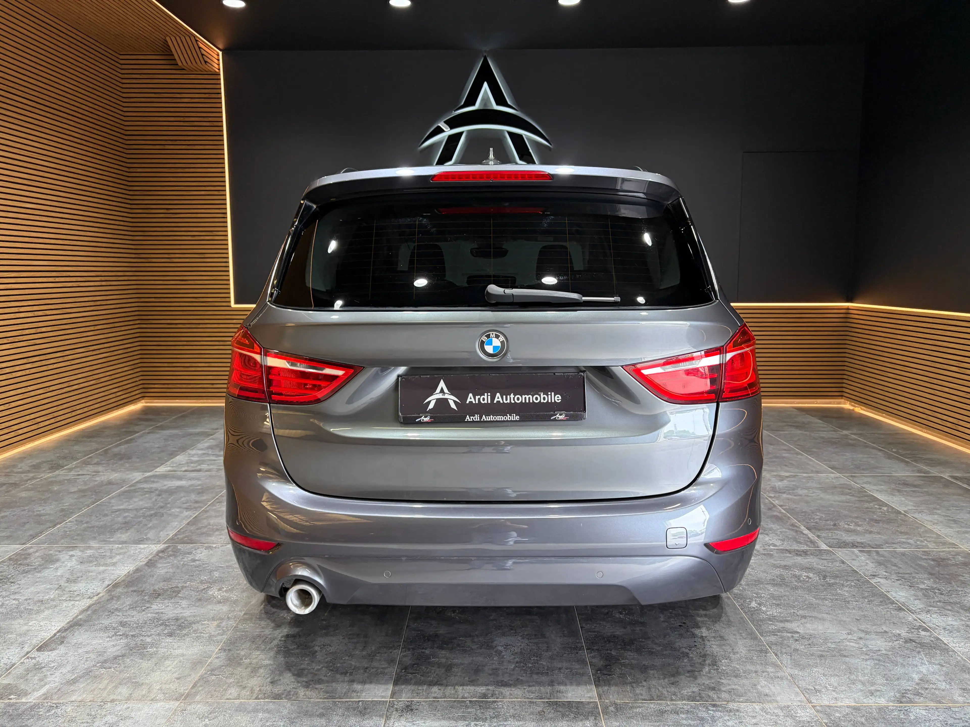 BMW 216 d Gran Tourer *CRUISE*CUIR*1ER PROPRIO*GARANTIE* — photo 5