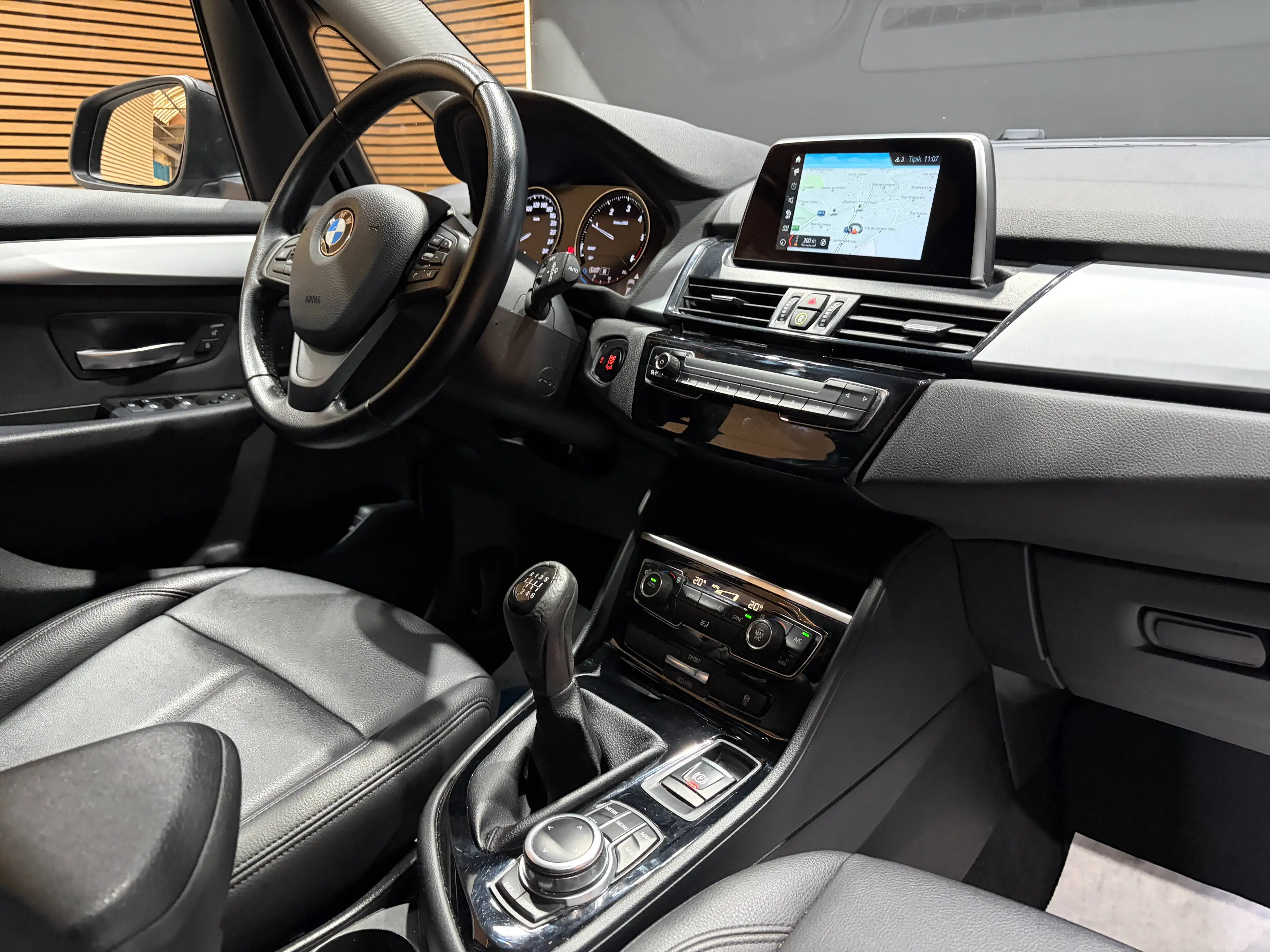 BMW 216 d Gran Tourer *CRUISE*CUIR*1ER PROPRIO*GARANTIE* — photo 14