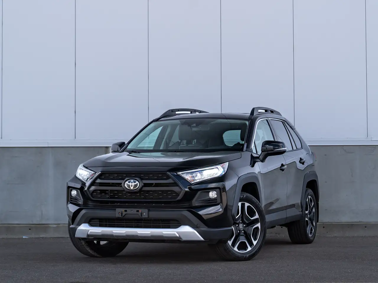 Toyota RAV 4 снимка Toyota RAV 4