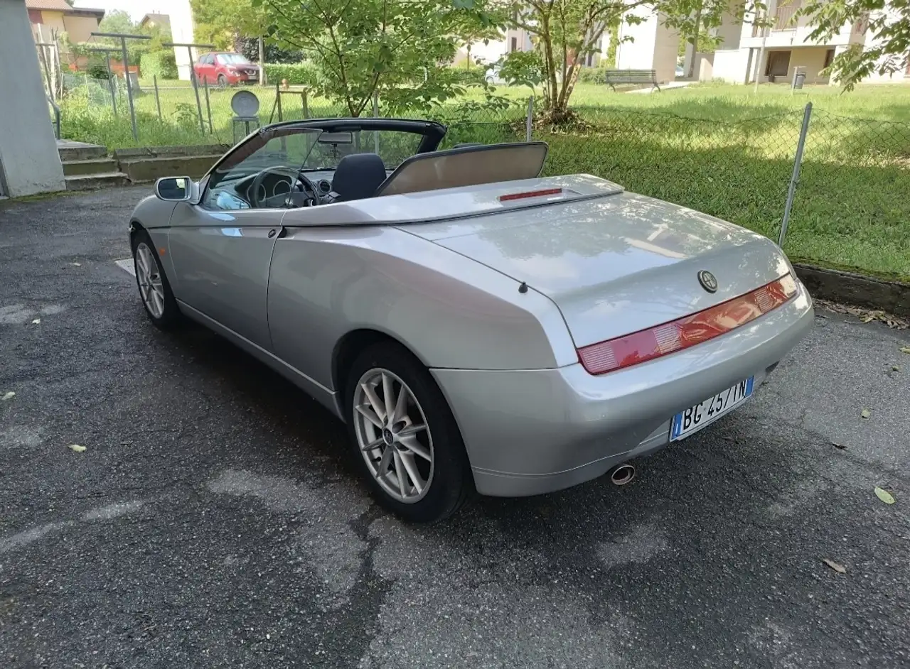 Alfa Romeo GTV 1.8 ts 16v, foto 3