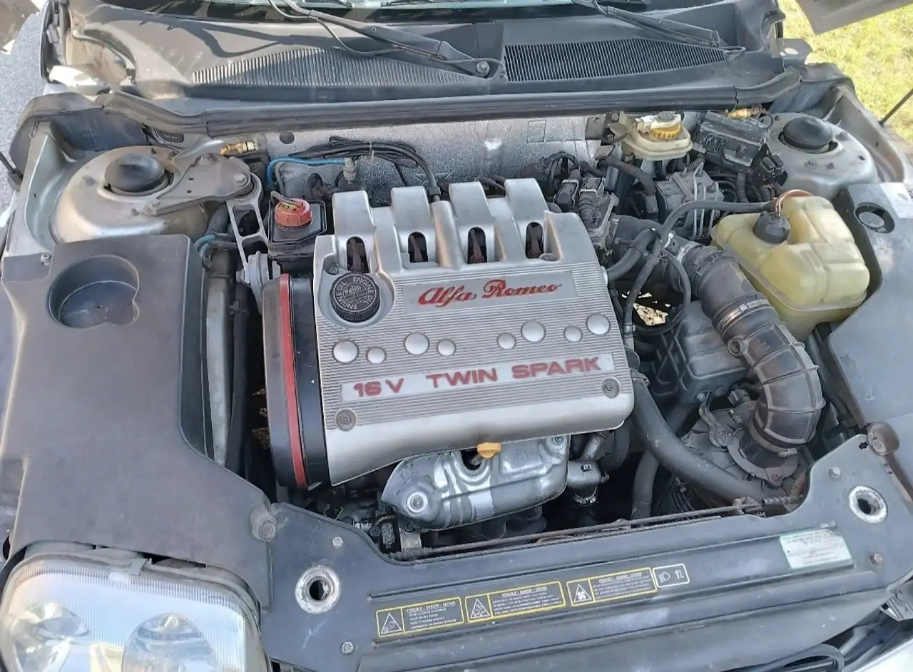 Alfa Romeo GTV 1.8 ts 16v, foto 1