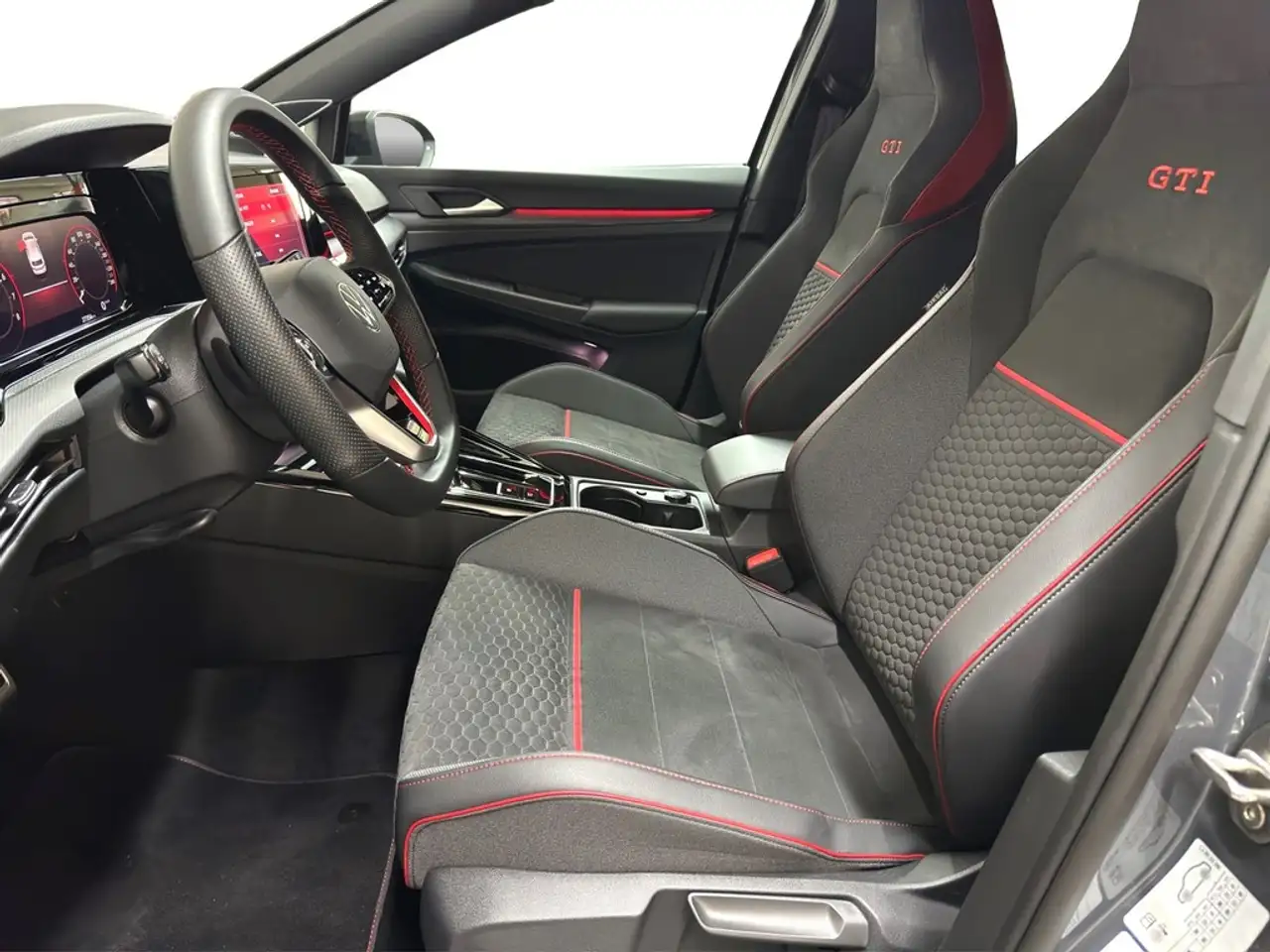 Volkswagen Golf VIII 2.0 TSI DSG GTI Clubsport DCC PANO*IQ.LIGH..., миниатюра 11