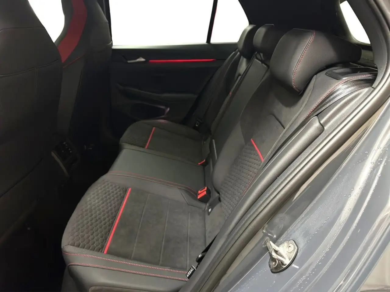 Volkswagen Golf VIII 2.0 TSI DSG GTI Clubsport DCC PANO*IQ.LIGH..., миниатюра 17