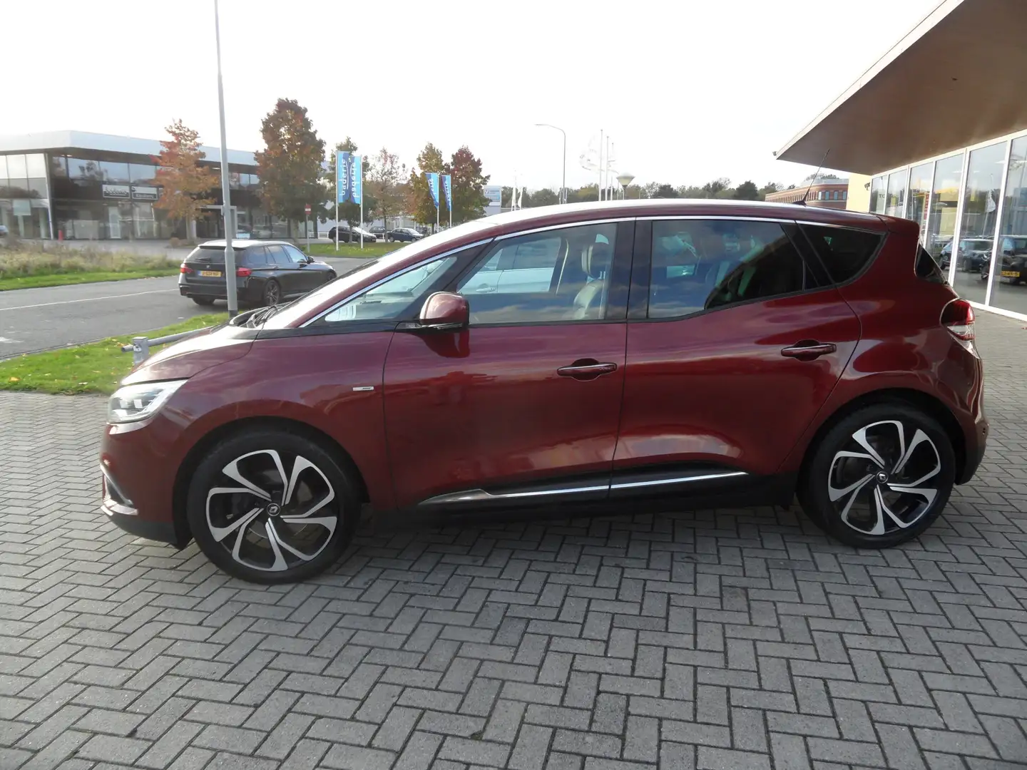 Renault Scenic 1.5 dCi Bose Automaat Rood - 2