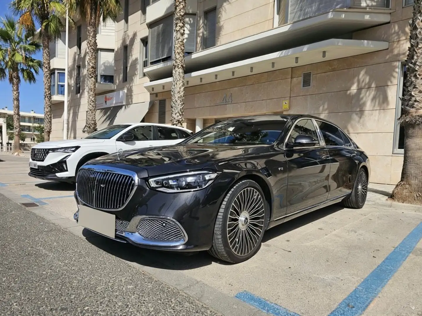 Mercedes-Benz S 580 Mercedes-Maybach 4MATIC - 2