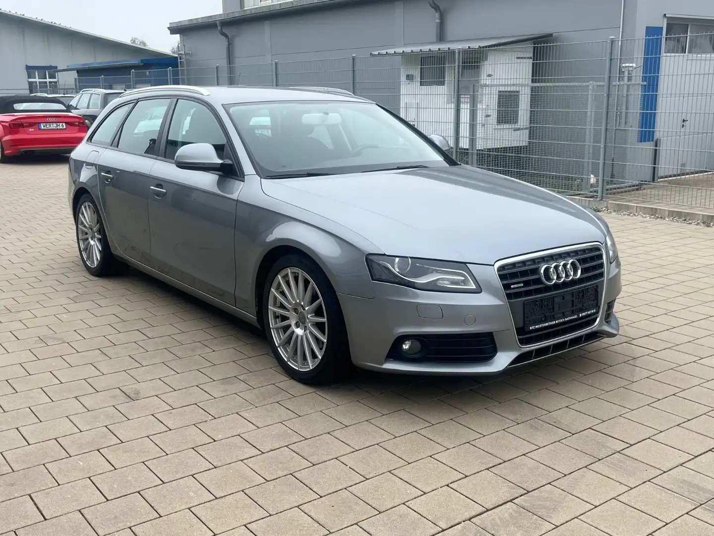 Audi A4 Avant Ambition quattro TÜV/AU NEU Gris - 1