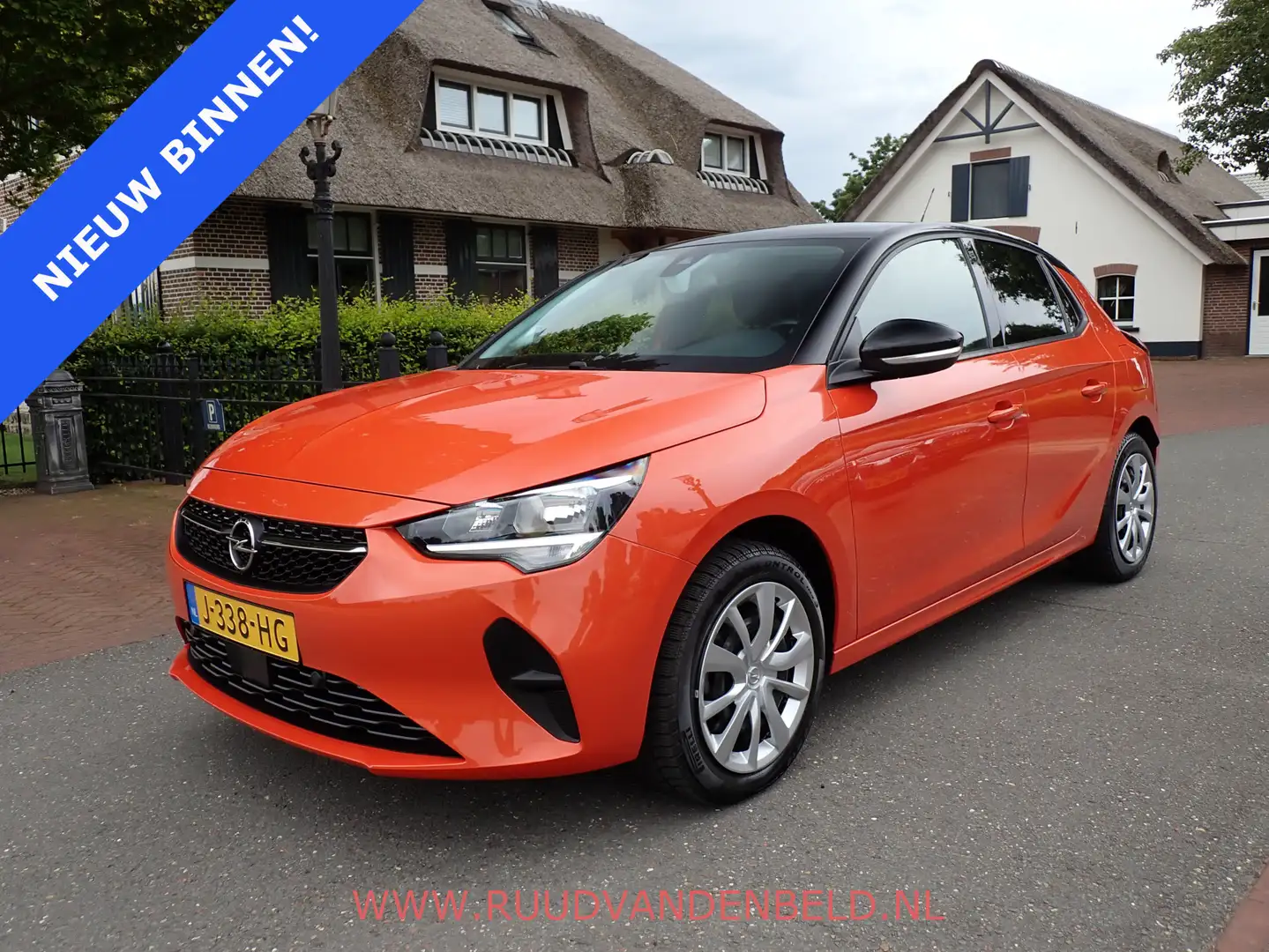 Opel Corsa-e Edition 3-FASE 50kWh CARPLAY/DAB/STUUR+STOELVERWAR Oranje - 1