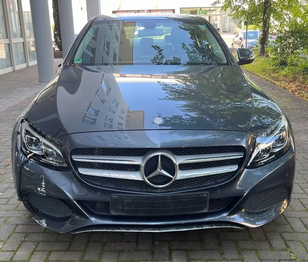 Mercedes-Benz C 180 C 180 CGI (205.040) Grau - 2