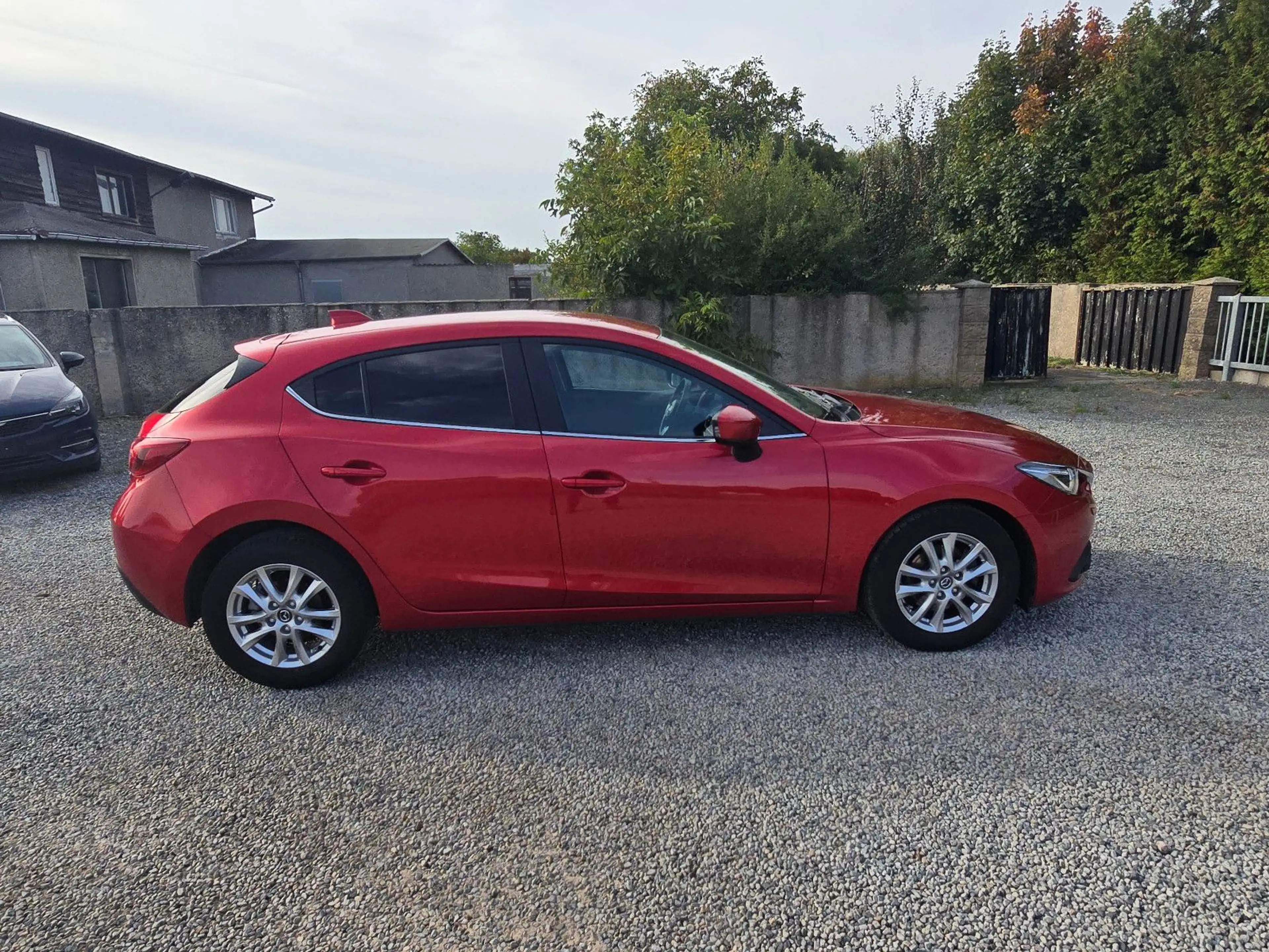 Mazda 3 Lim. Center-Line TÜV NEU — photo 7
