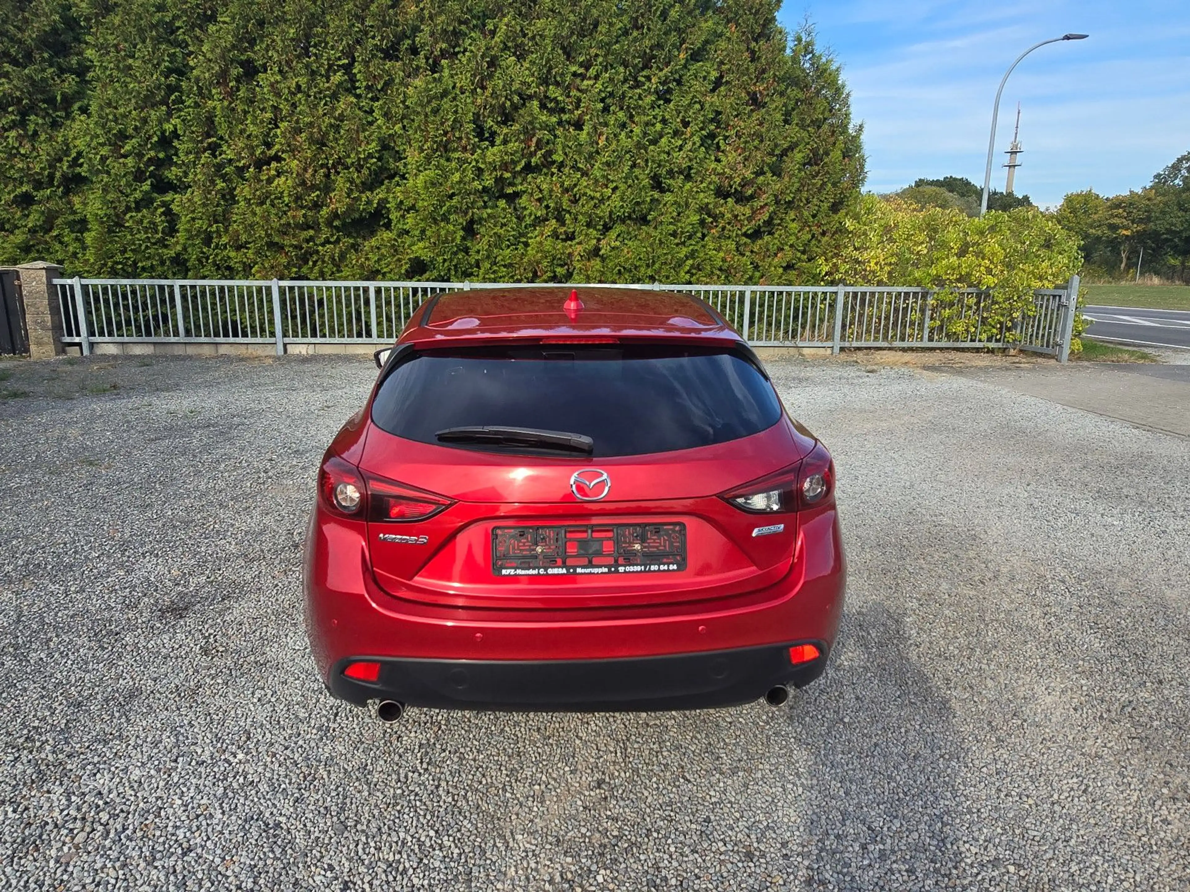 Mazda 3 Lim. Center-Line TÜV NEU — photo 5