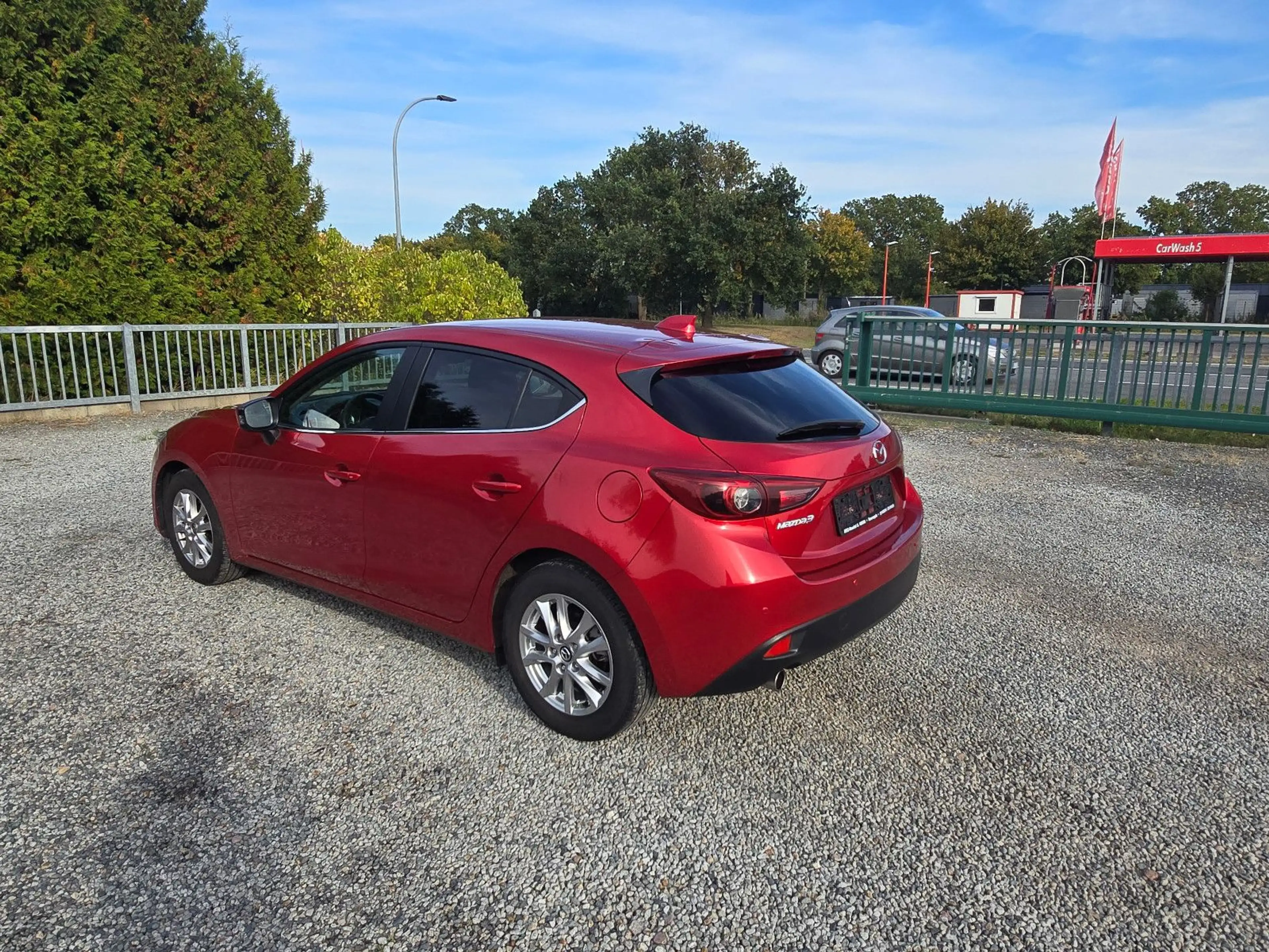 Mazda 3 Lim. Center-Line TÜV NEU — photo 2