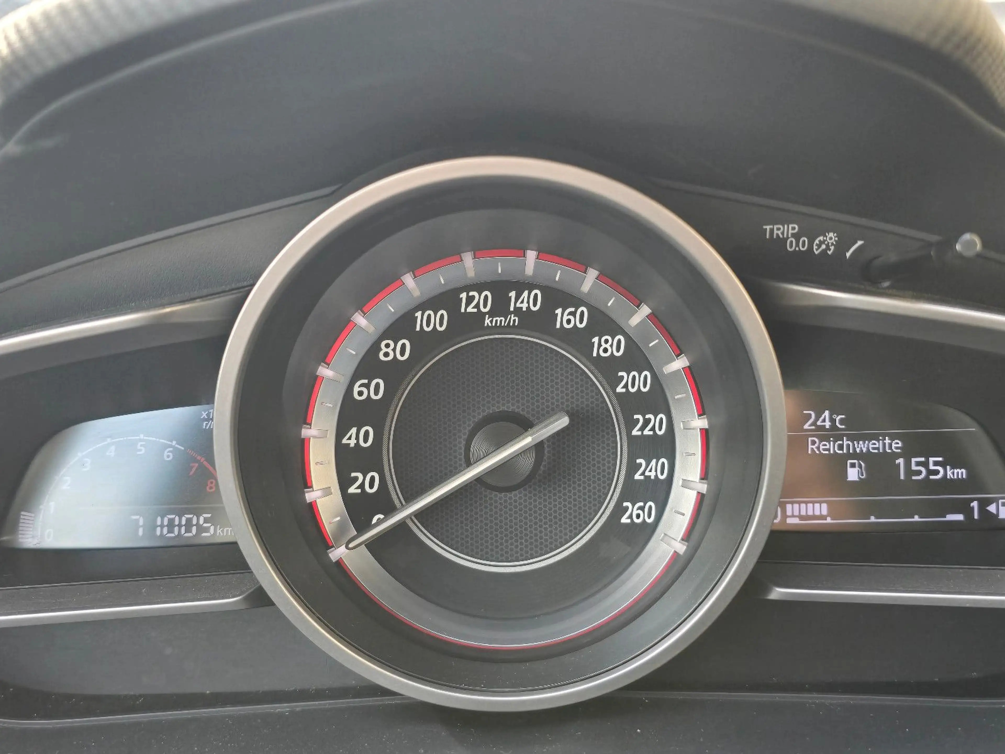 Mazda 3 Lim. Center-Line TÜV NEU — photo 17