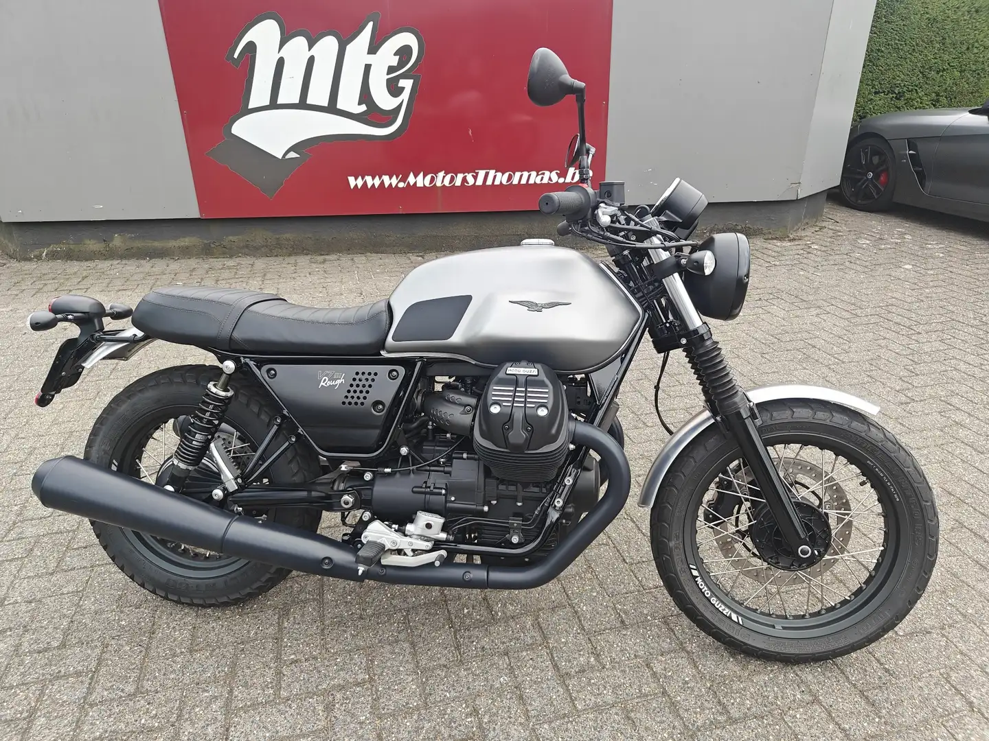 Moto Guzzi V 7 III Rough Gris - 2
