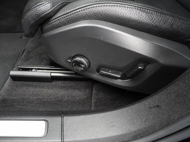 Volvo XC60 view 16