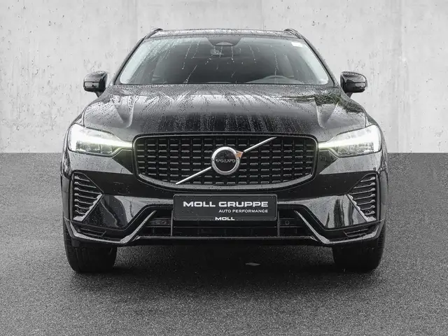 Volvo XC60 view 3