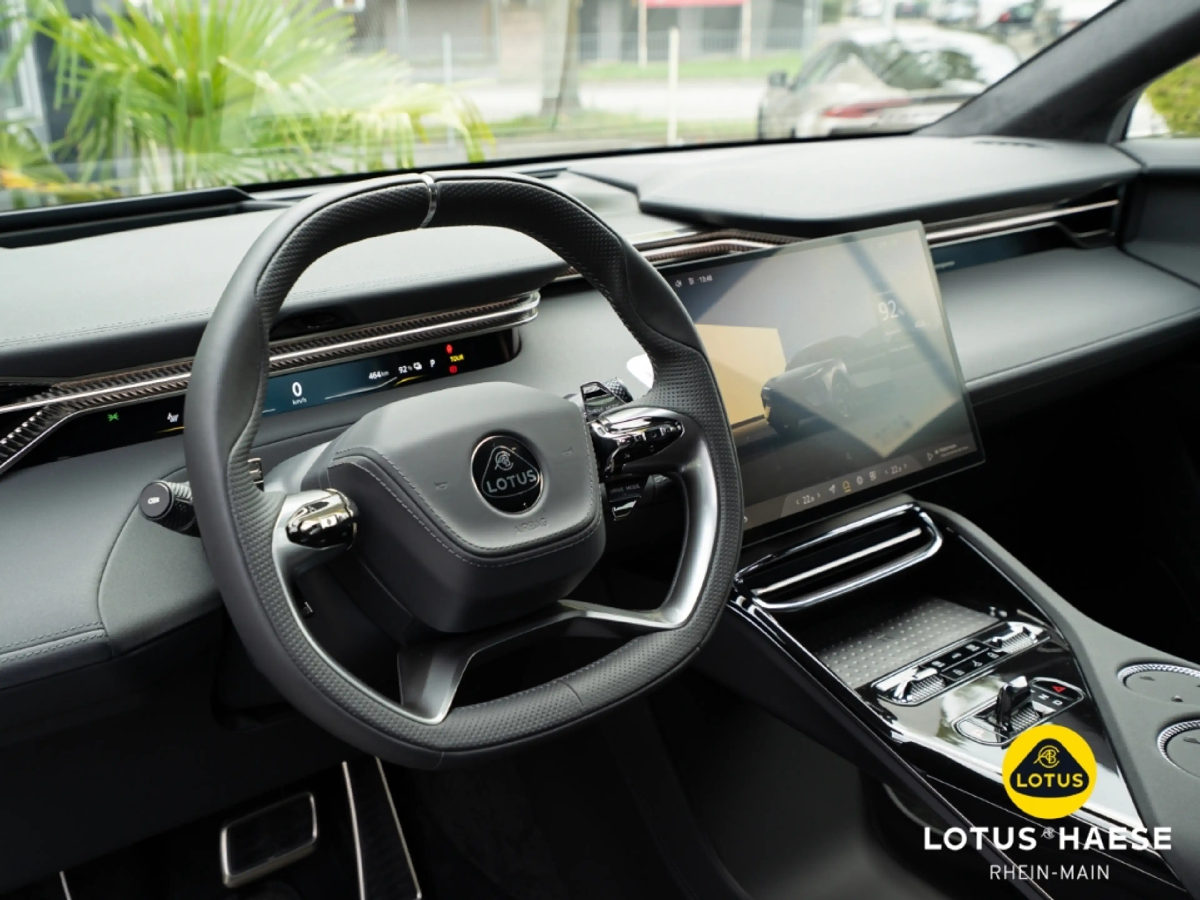 Lotus Eletre 600 GT - Black Pack -Privacy Glass -22'' — photo 14