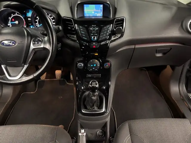 Ford Fiesta view 19