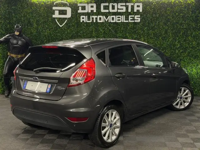 Ford Fiesta view 8