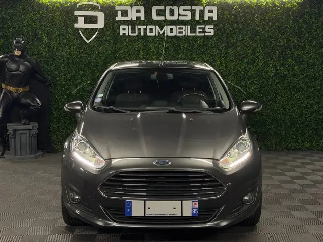 Ford Fiesta view 4
