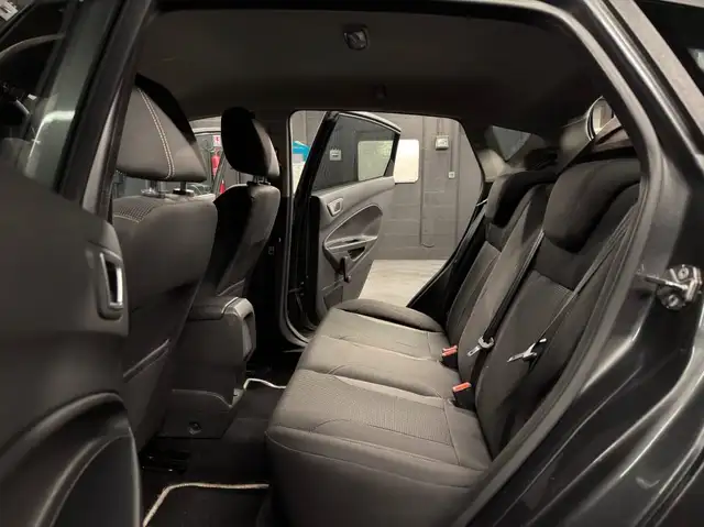 Ford Fiesta view 29